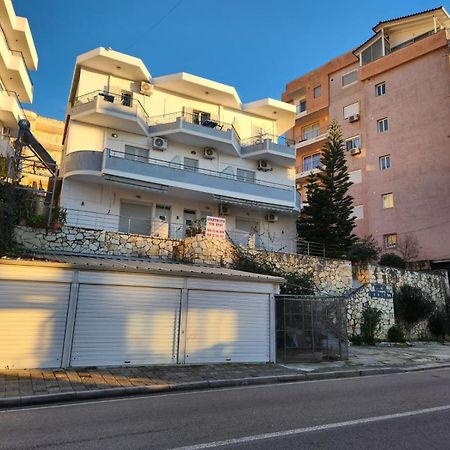 Villa Rrodhaj Sarandë Exteriör bild